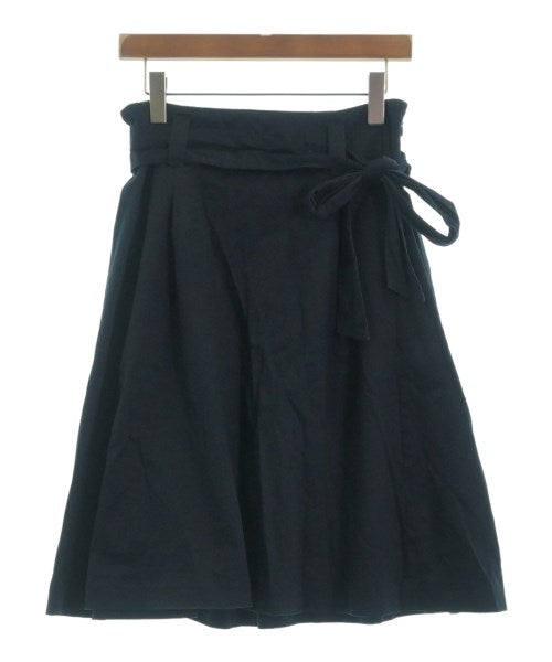 Brooks Brothers กระโปรงยาวถึงเข่า