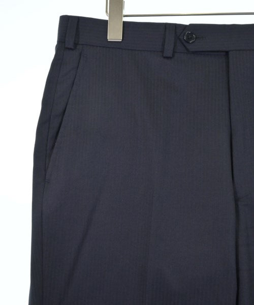 Brooks Brothers ชุดสูทธุรกิจ