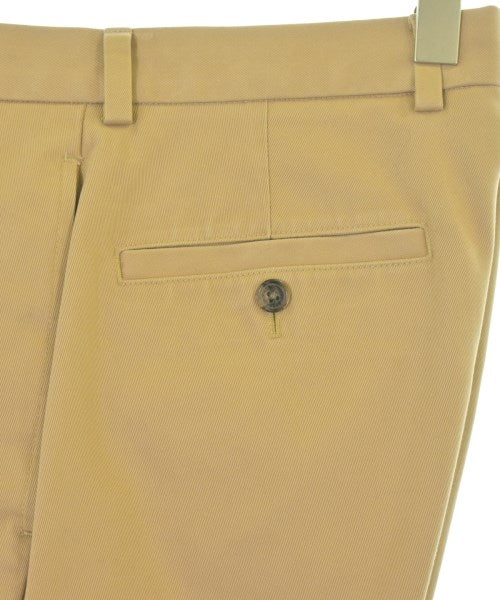 Brooks Brothers ชิโน่