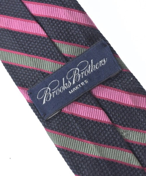 Brooks Brothers เนคไท