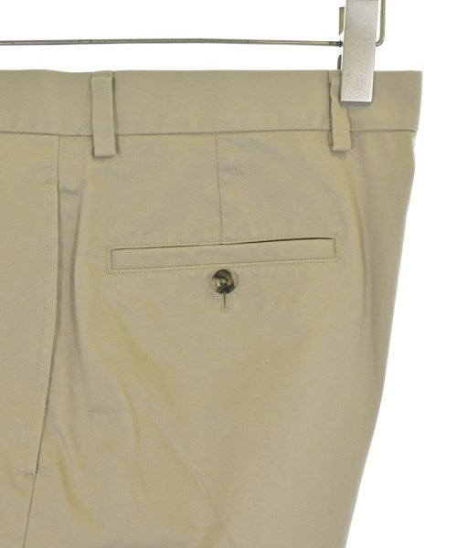 Brooks Brothers ชิโน่