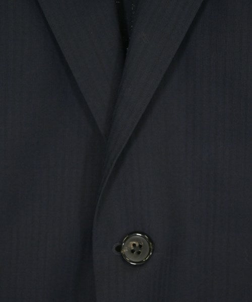 Brooks Brothers ชุดสูทธุรกิจ