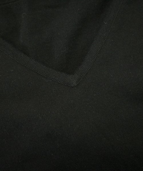 JOHN SMEDLEY เสื้อกันหนาว