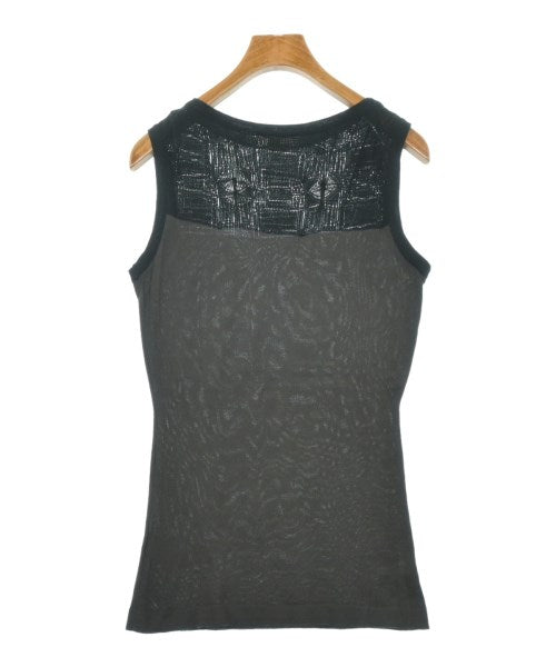 JOHN SMEDLEY เสื้อแขนกุด