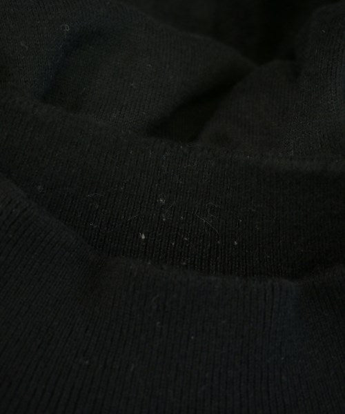 JOHN SMEDLEY เสื้อกันหนาว