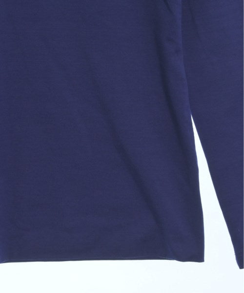 AKRIS เสื้อยืด/เสื้อท็อปส์