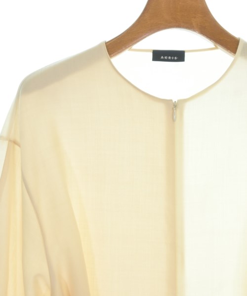 AKRIS เสื้อสตรี