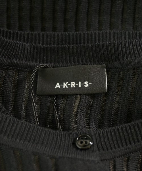 AKRIS แฝด