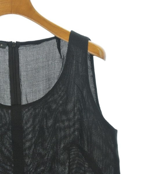 AKRIS เสื้อสตรี