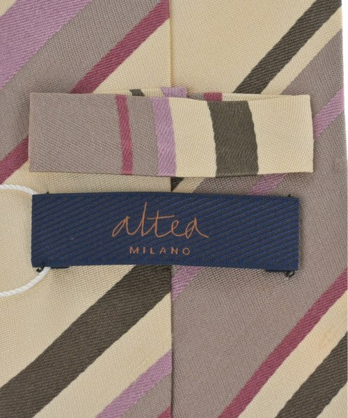 Altea เนคไท