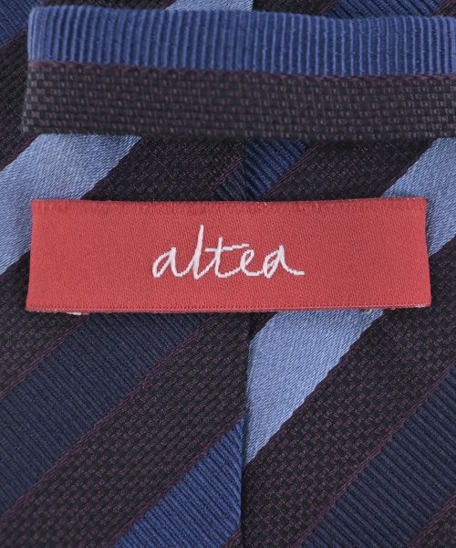 Altea เนคไท