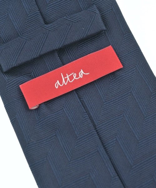 Altea เนคไท