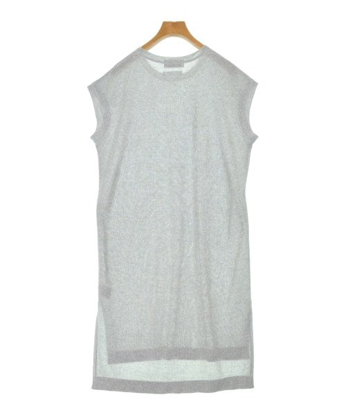 MORABITO เสื้อแขนกุด