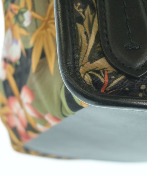 Salvatore Ferragamo เป้สะพายหลัง