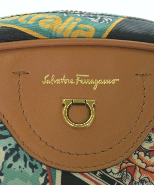 Salvatore Ferragamo กระเป๋าสะพาย