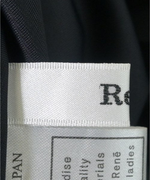 Rene กระโปรงยาวถึงเข่า