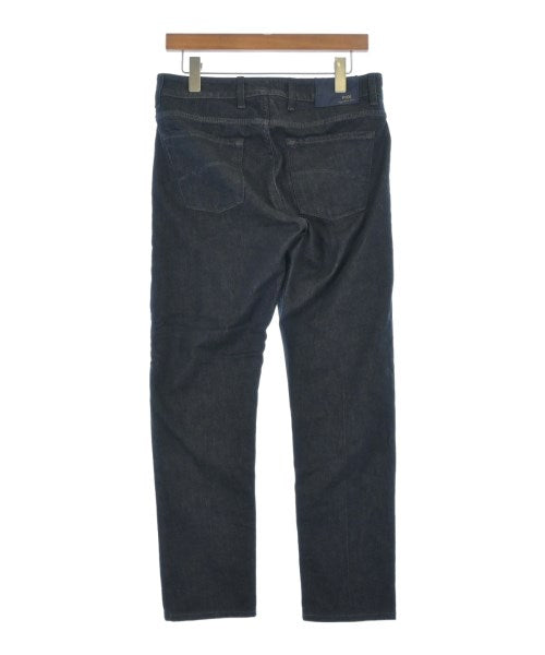 PT05 ยีนส์