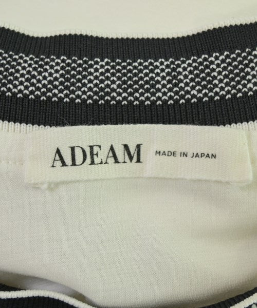 ADEAM เสื้อยืด/เสื้อท็อปส์