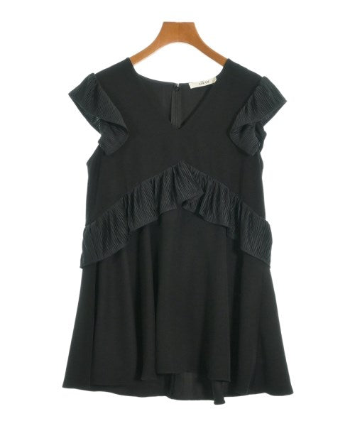 ADEAM เสื้อลำลอง