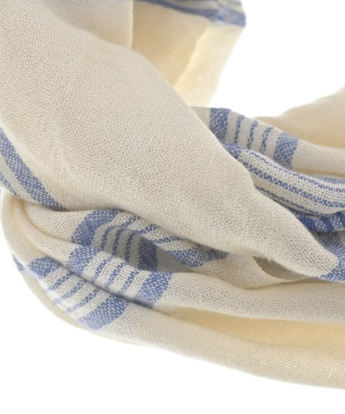 ARIANNA ผ้าคลุมไหล่