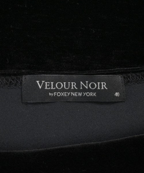 VELOUR NOIR by FOXEY NEWYORK แขนกุด