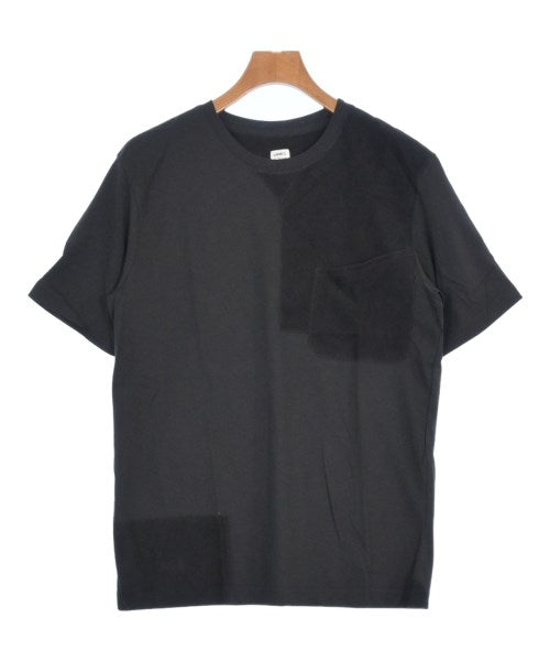 EMMETI เสื้อยืด/เสื้อท็อปส์