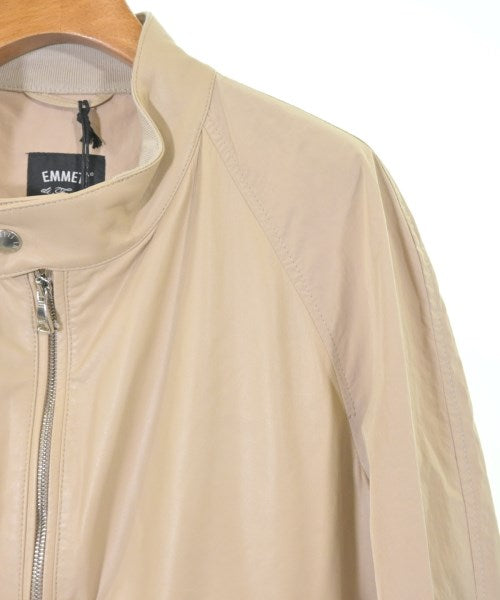 EMMETI แจ็คเก็ตเบลาส์
