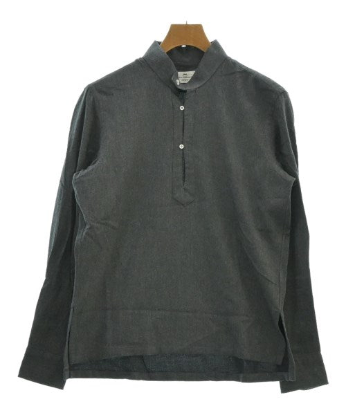 Mario Muscariello เสื้อลำลอง