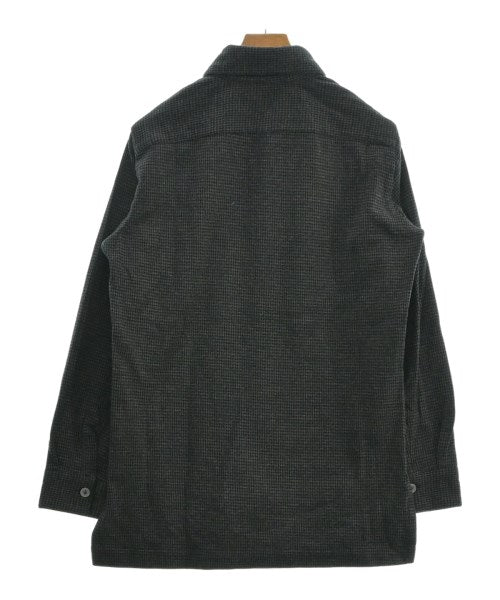 Mario Muscariello เสื้อลำลอง