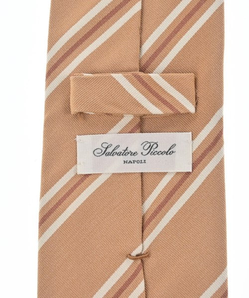 Salvatore Piccolo เนคไท