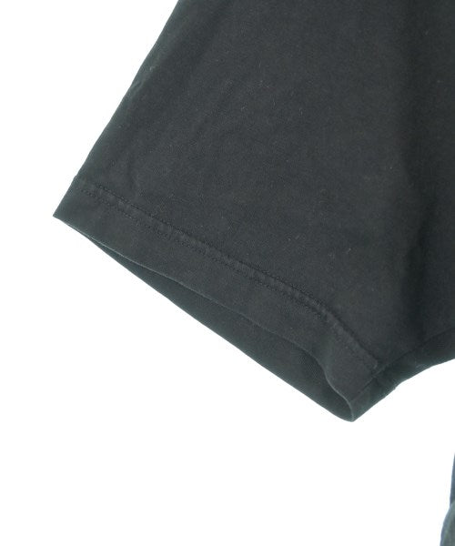 TAGLIATORE เสื้อยืด/เสื้อท็อปส์