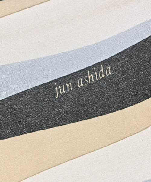 jun ashida ผ้าพันคอ