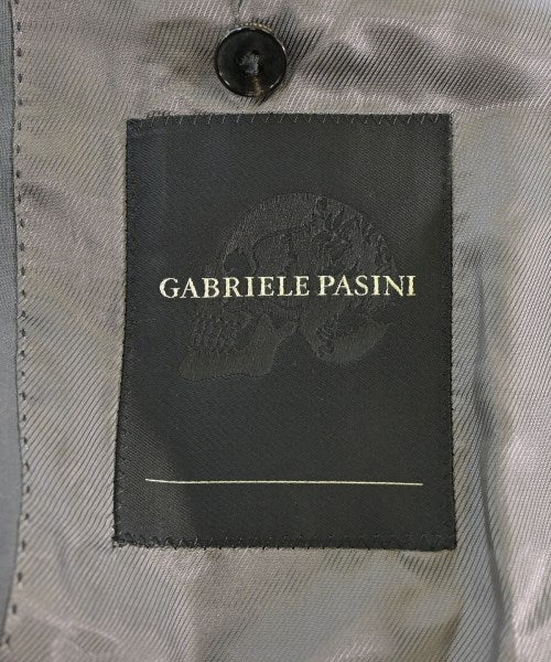 Gabriele Pasini ชุดสูทแบบครบเซต (อื่นๆ)