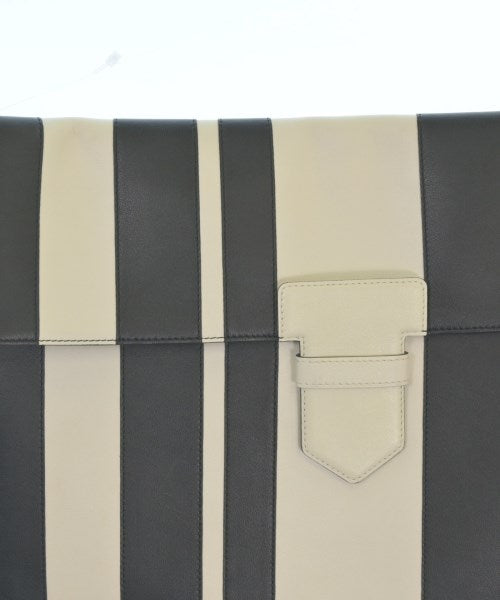 DELVAUX คลัตช์