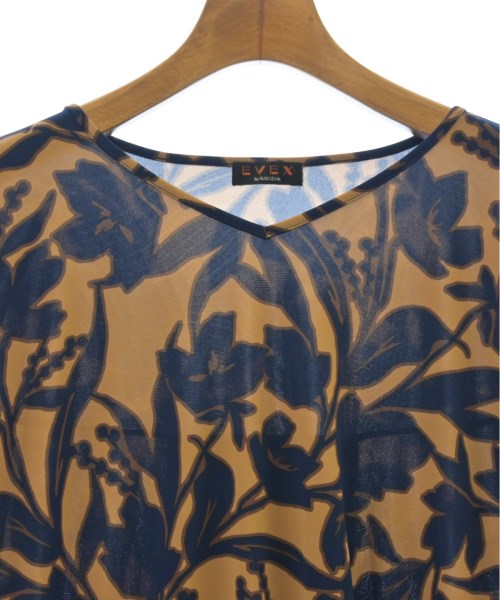 EVEX by KRIZIA เสื้อสตรี