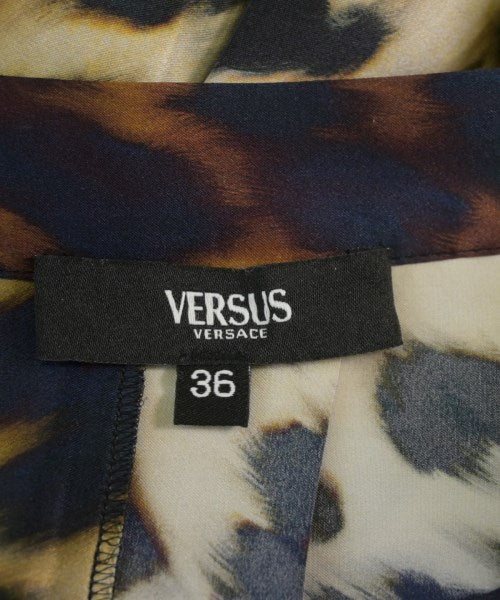 VERSUS VERSACE กระโปรงสั้น