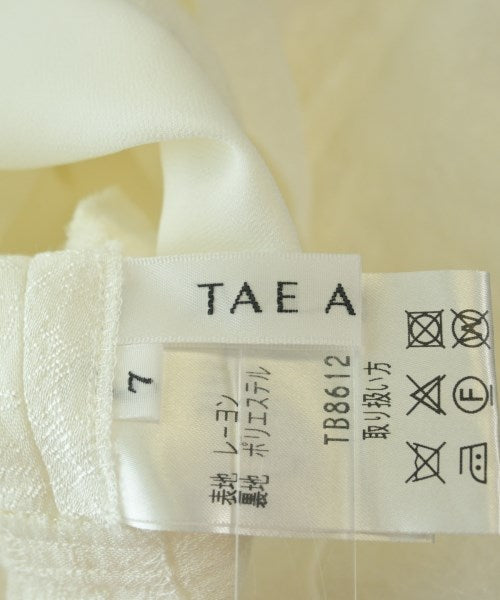 TAE ASHIDA เสื้อสตรี