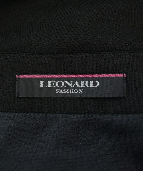 LEONARD FASHION กระโปรงยาวถึงเข่า