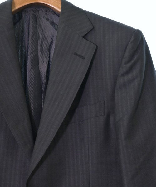 Ermenegildo Zegna ชุดสูทธุรกิจ