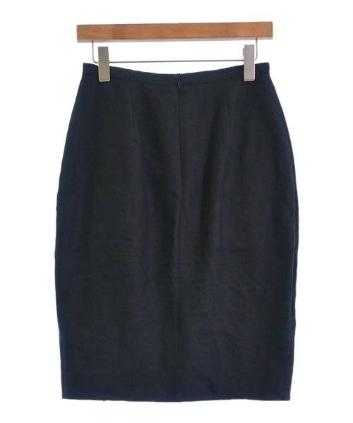 Max Mara กระโปรงยาวถึงเข่า