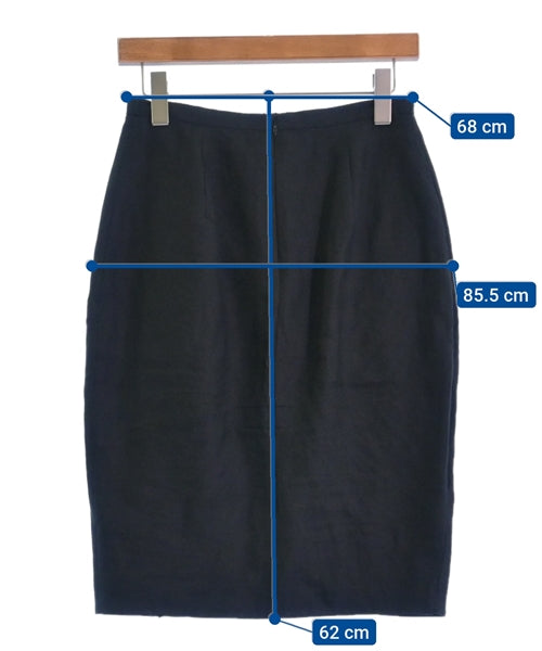 Max Mara กระโปรงยาวถึงเข่า