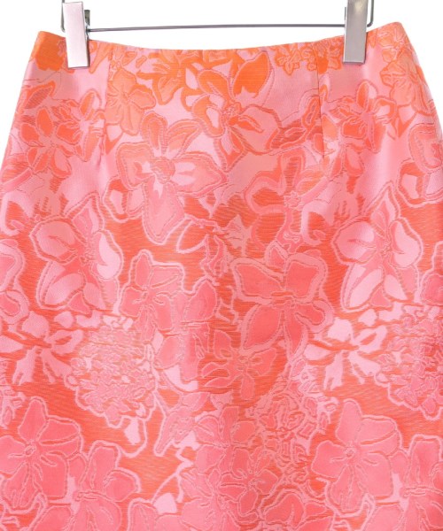 Max Mara กระโปรงยาวถึงเข่า