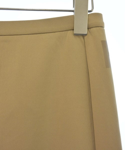 Max Mara กระโปรงยาวถึงเข่า