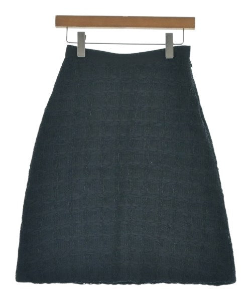 Max Mara กระโปรงยาวถึงเข่า