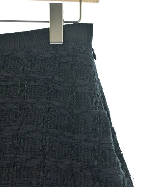 Max Mara กระโปรงยาวถึงเข่า