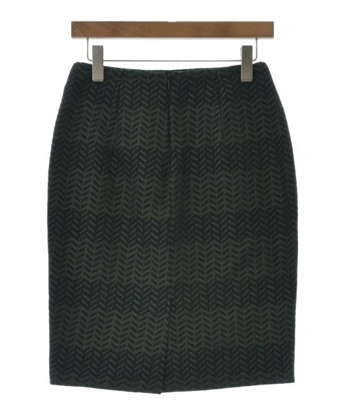 Max Mara กระโปรงยาวถึงเข่า