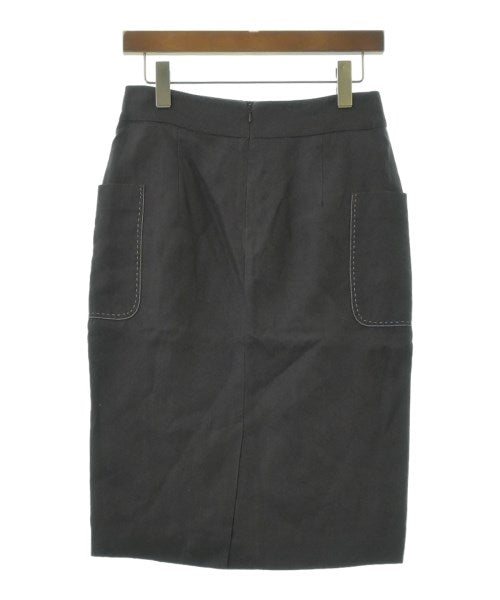 Max Mara กระโปรงยาวถึงเข่า