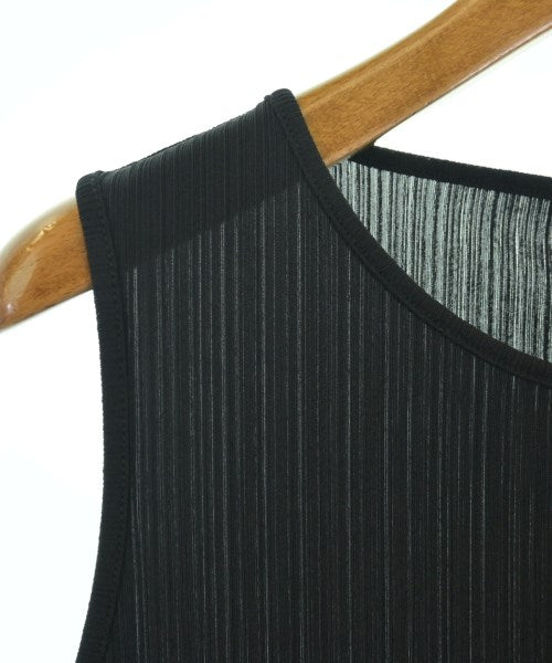 Max Mara เสื้อลำลอง