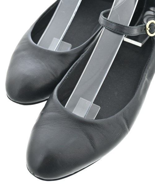 Max Mara รองเท้า อื่น