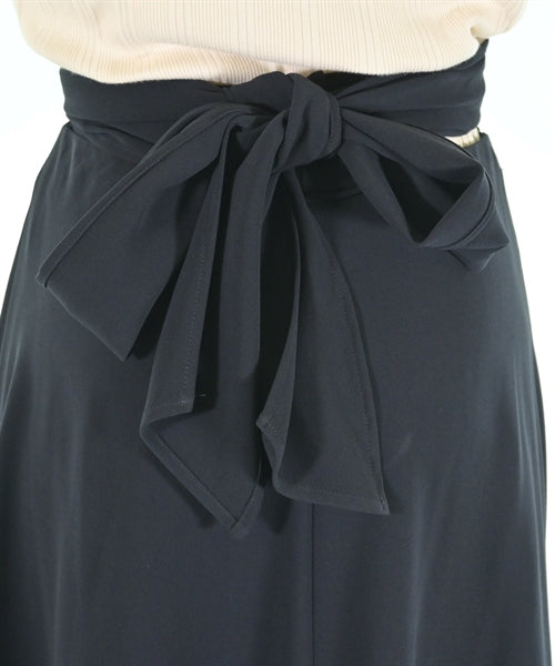 Max Mara กระโปรงยาวถึงเข่า